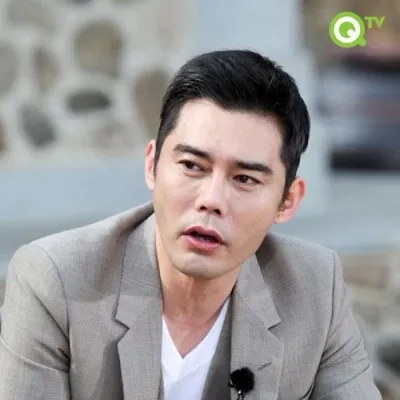 우종완 패션디자이너